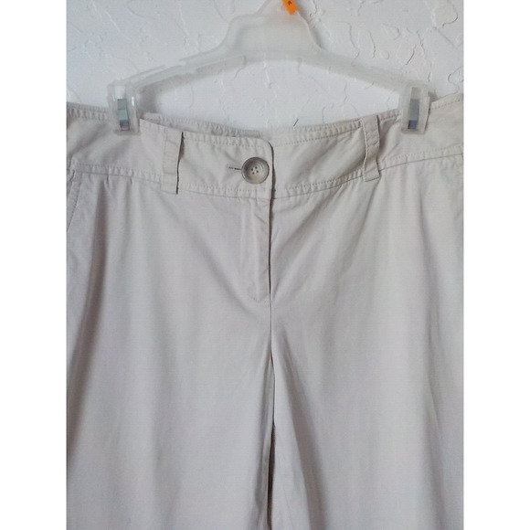 Ann Taylor Beige Crop Pants Women size 8 Long Shorts Straight Leg Stretch Button - Picture 2 of 8